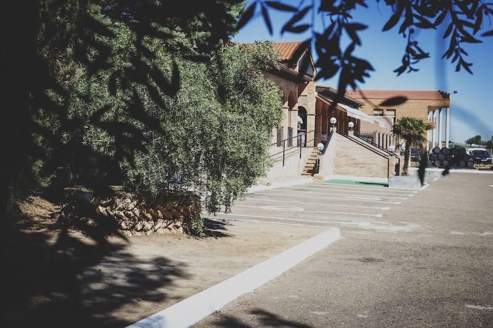 هوتل ريستورانتي لا بوديغا المنطقة الخارجية