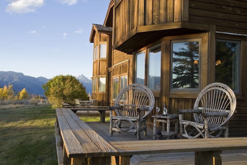 Spring Creek Ranch Exterior