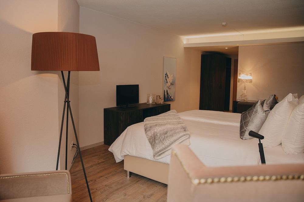 هوتل داكوتا