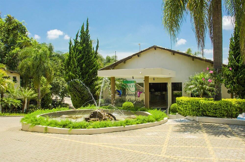 باراتي هوتل فازيندا آند سبا المنطقة الخارجية