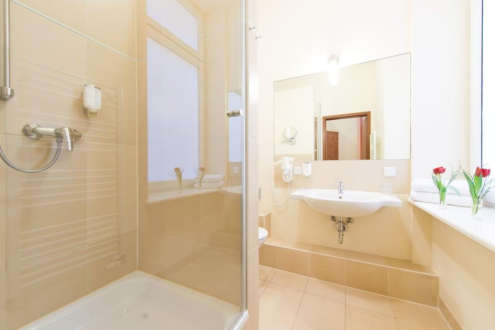 هوتل آند أبارتمنتس زارينهوف برلين ميتي أخرى