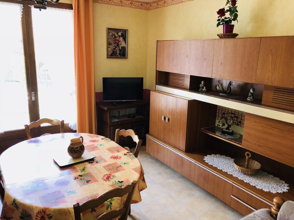 Gite La Balaguère T2 Living Room