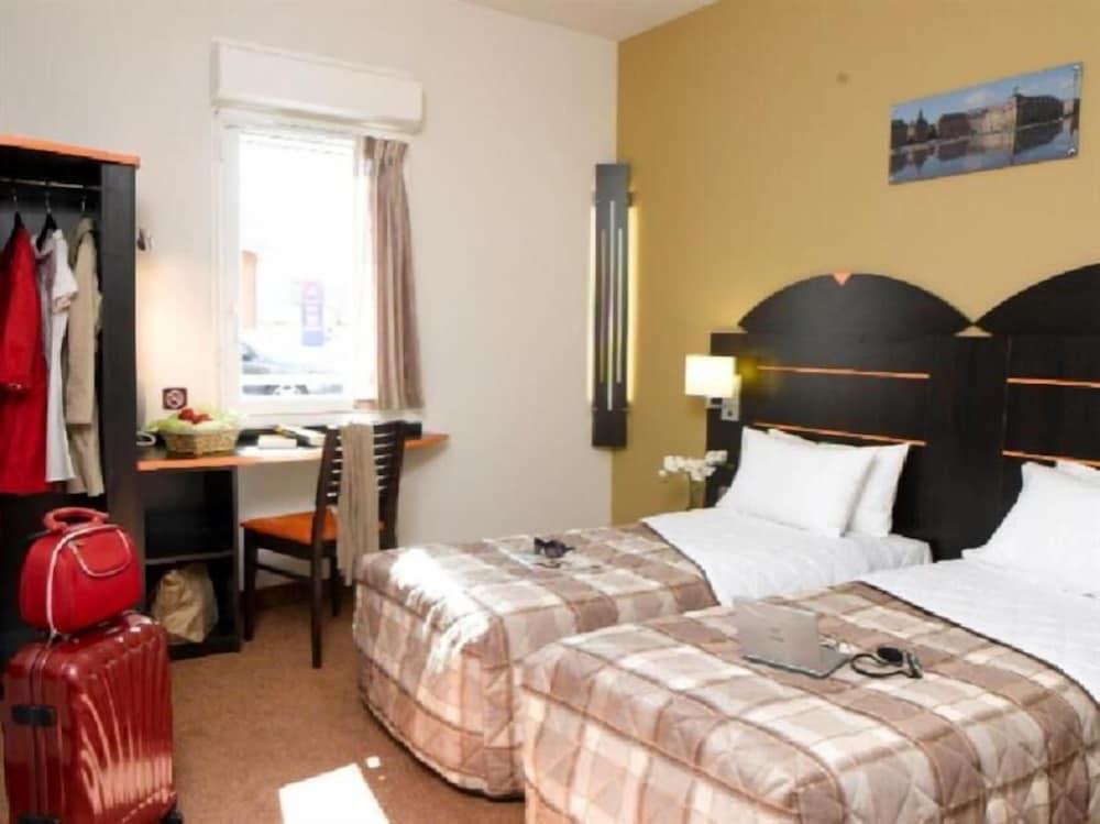 أوتل ريستورانت أكينا بوردو لا بريد غرفة