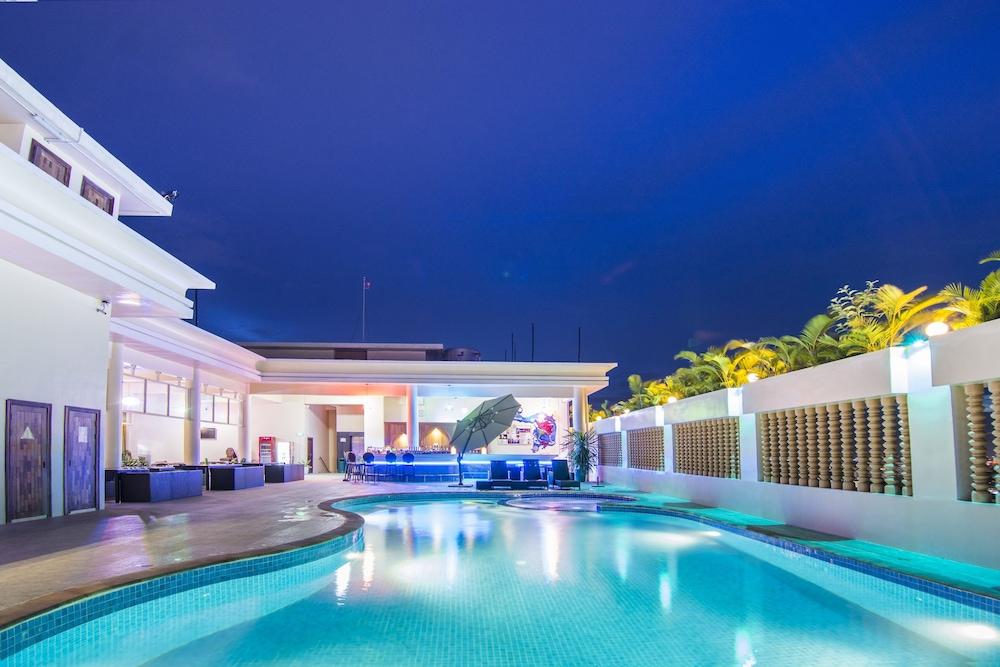 فنوم بنه إيرا هوتل