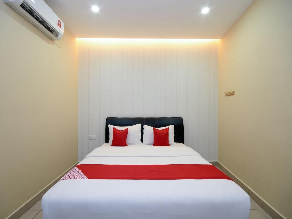 OYO 89301 YS Inn