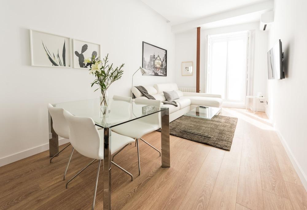 تشويكا إكسكلوسيف - ماد فلاتس كوليكشن أخرى