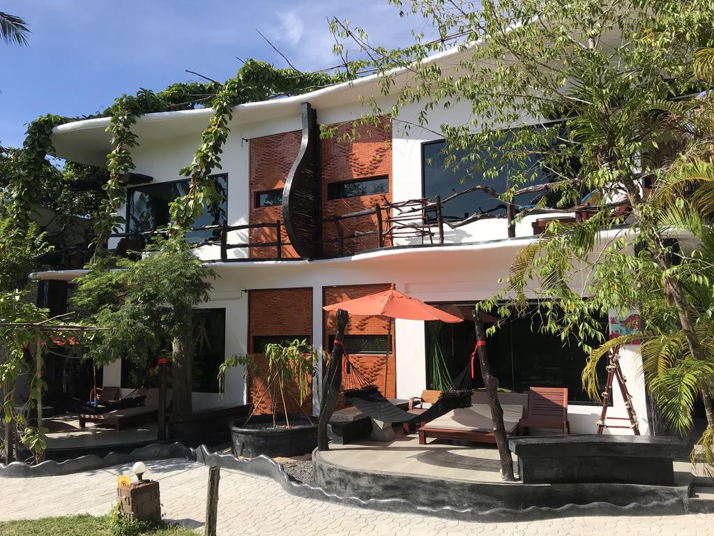 AC Resort