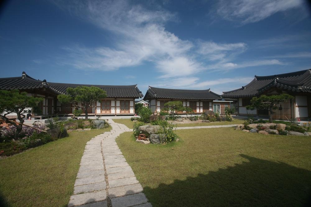 Gyeongju Hanok1st Aerial View