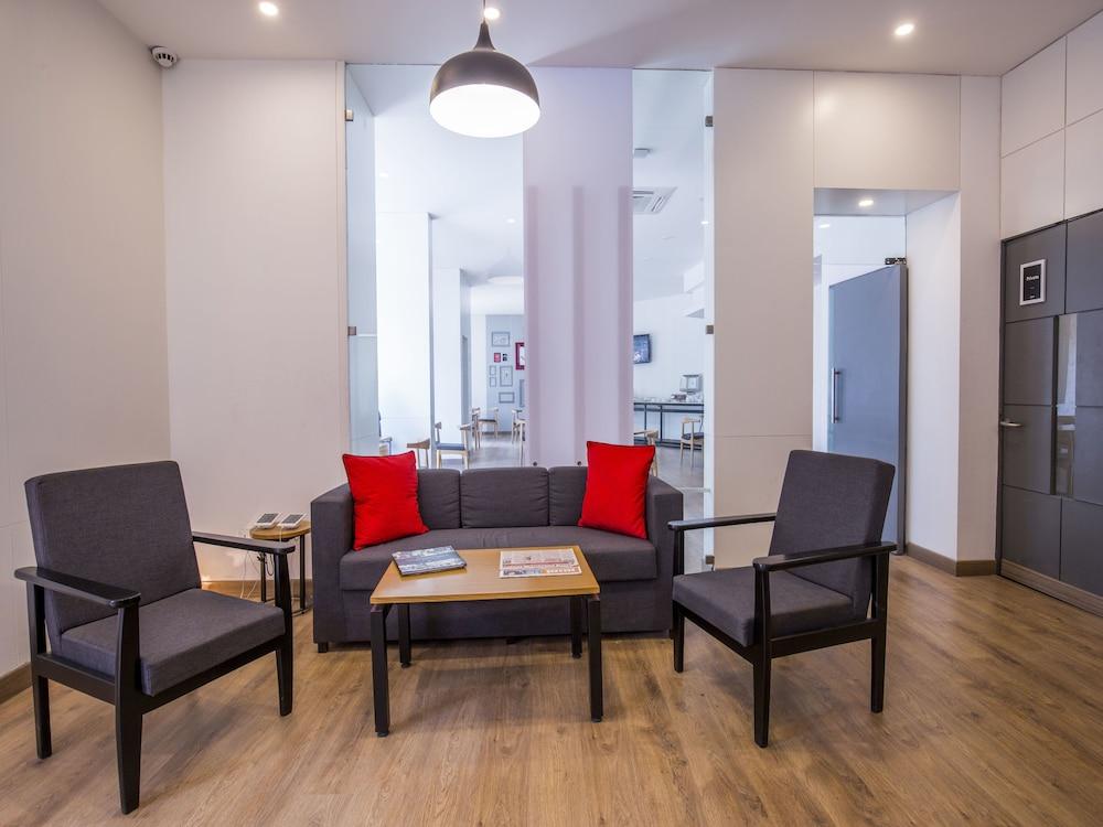 أو واي أو تاون هاوس 022 كوريجاون بارك بون منطقة الجلوس في الردهة