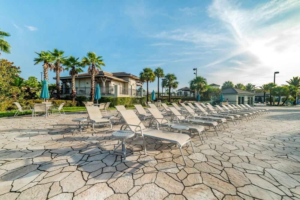 جي آر إتش إم في دي 1688 - تشامبيونز جايت ريزورت - 6 بد رومز 6 باث رومز هاوس سطح مشمس