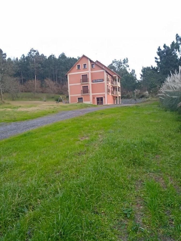 Pensión Rústica As Cobas Property Grounds