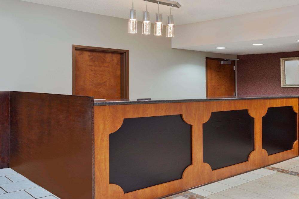 سوبر 8 باي ويندام فورت أوغلثورب جورجيا/تشات تينيسي أريا الردهة