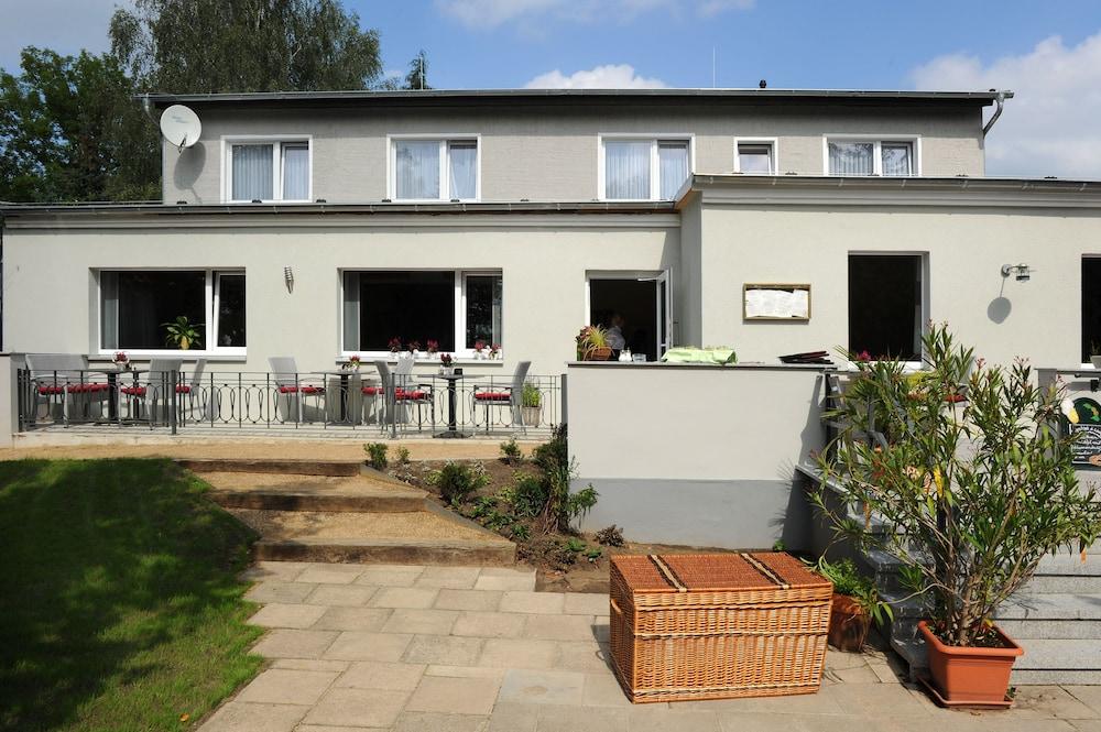 هوتل آند ريستورانت تسوم بيركنهوف المنطقة المحيطة بالمنشأة