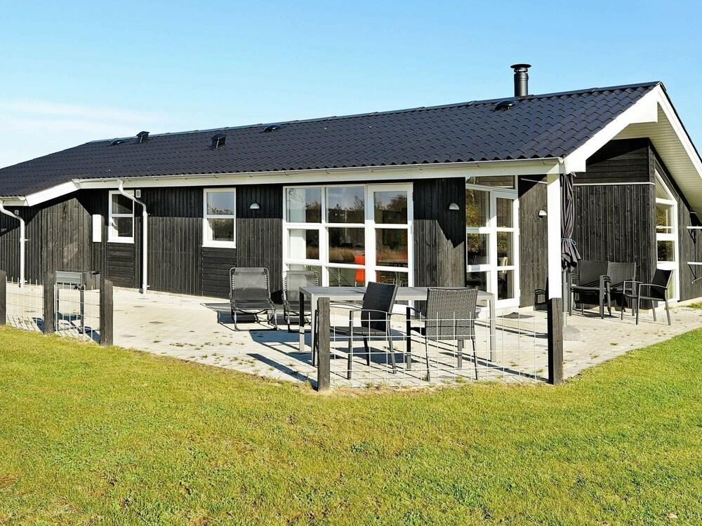 Soothing Holiday Home in Hemmet With Sauna