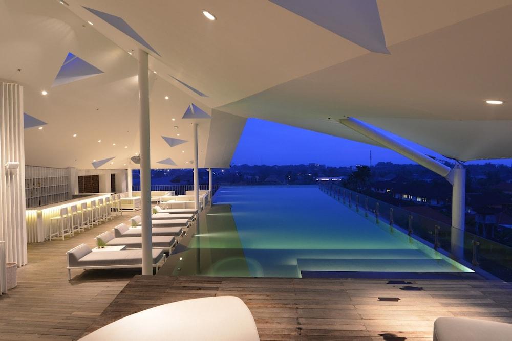 ٕي ي سيمينياك باي ليفستيليريتريتس