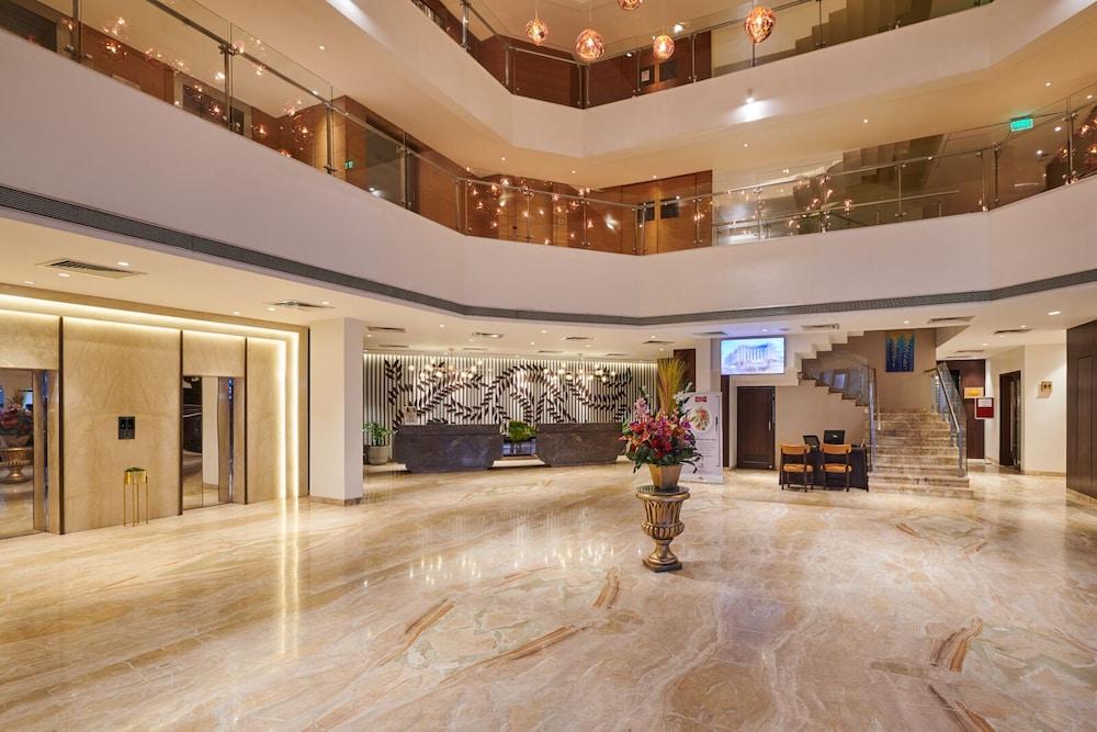 ذا برايد هوتل ناجبور الردهة