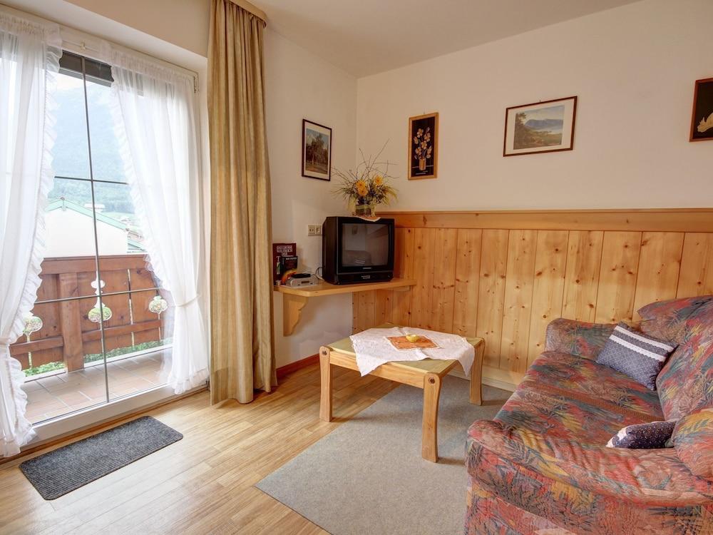 Modern Apartment in Eck With Balcony Living Room