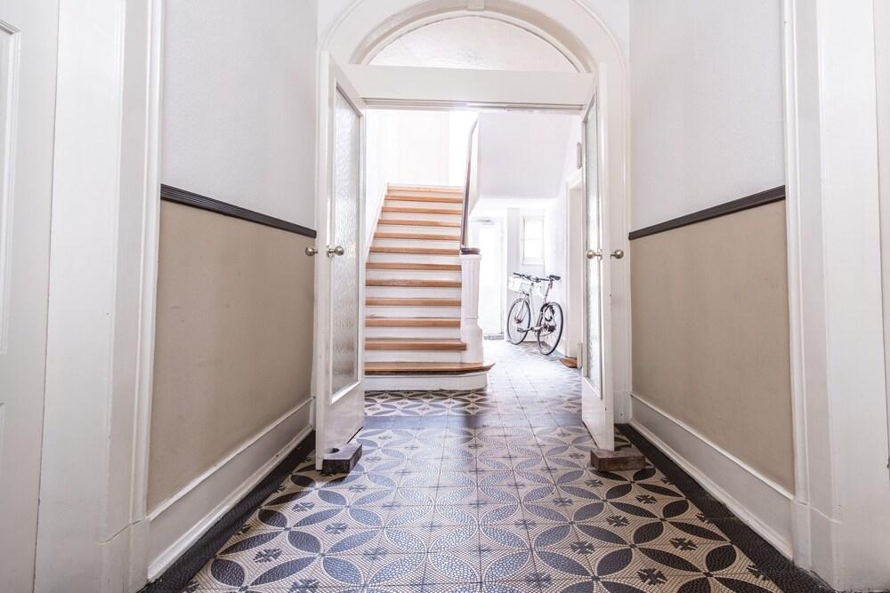 أبارتمنت آيه لا لويز إم جروندرسيتستيل الفندق من الداخل