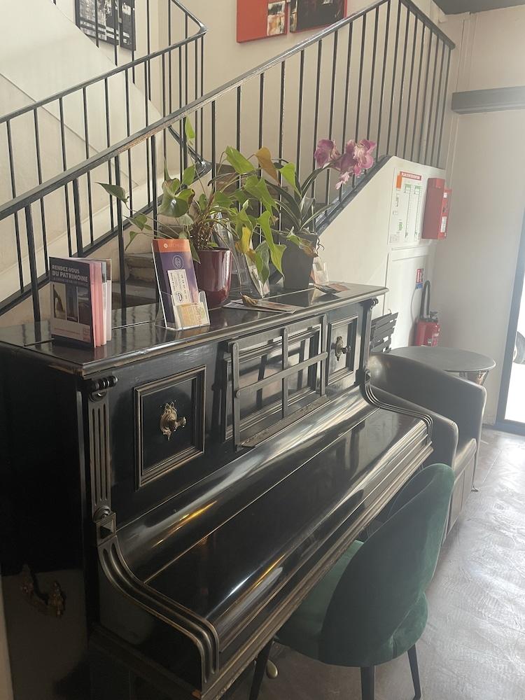 ذا أوريجينالز بوتيك، هوتل دانج ل تير لو هافر الردهة