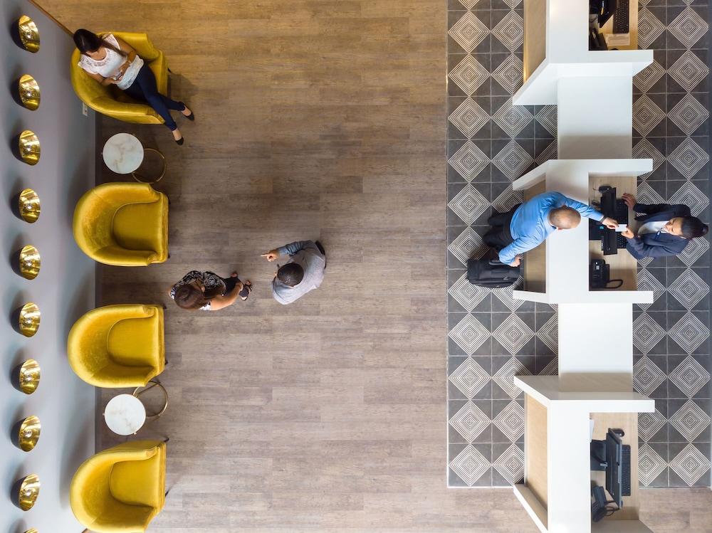 هوليداي إن إكسبرس لايما سان إيزيدر بي باي آيتش جي المنطقة الخارجية