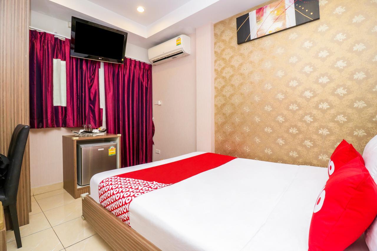 أو واي أو 146 ريفانا بوتيك باي ساندارا أخرى