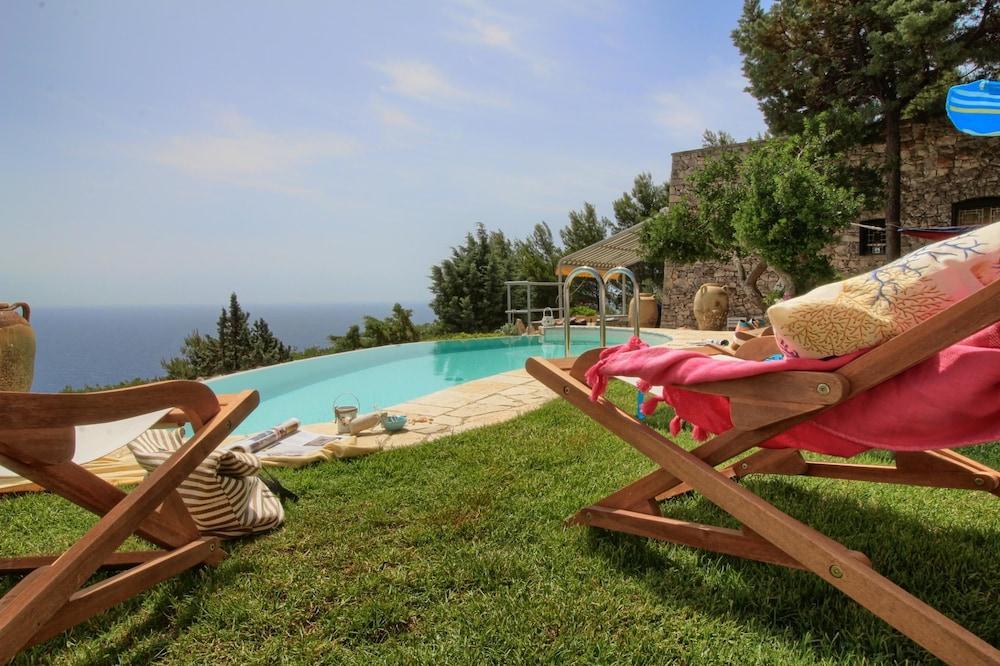 بيلفيدير 1 لوكس بول هاوس الصورة الأساسية