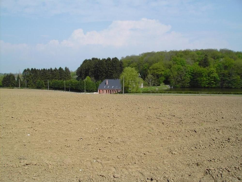La Forge de l'Abbaye Property Grounds