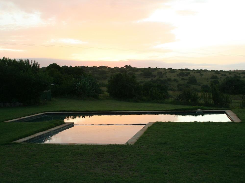 Leeuwenbosch Shearers Lodge Exterior