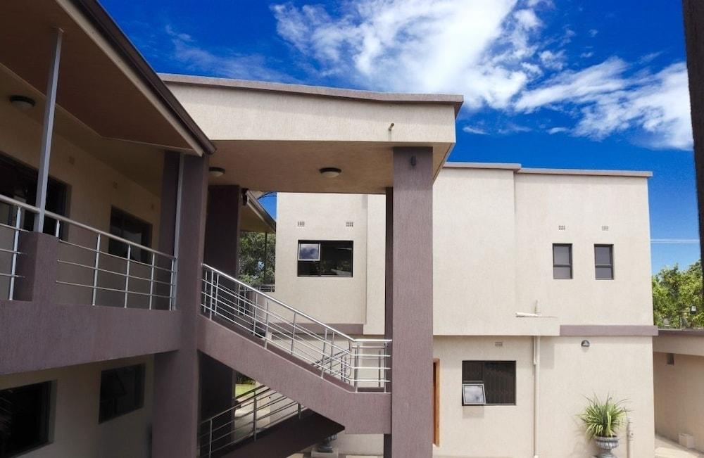 إيه إم بي لاكشري أبارتمنتس المنطقة الخارجية