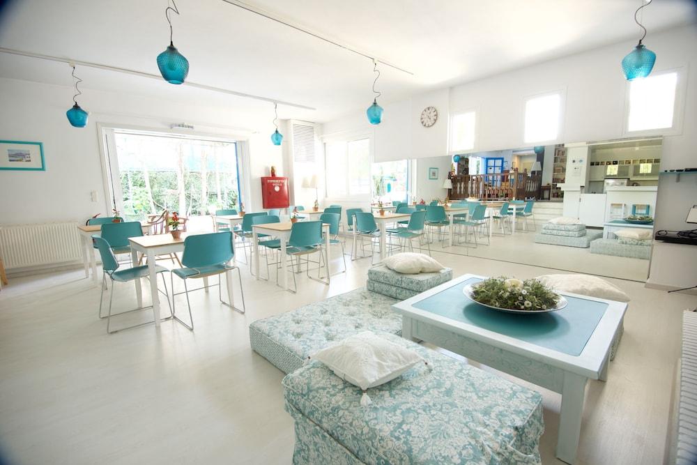 دافنيز كلوب هوتل آبارتمينتس منطقة الجلوس في الردهة