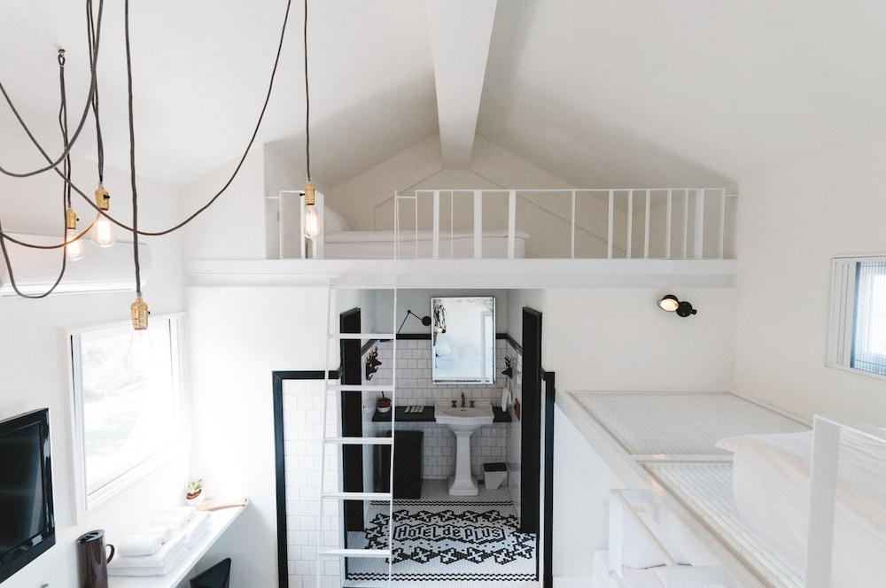 Ocean Day by Day Interior
