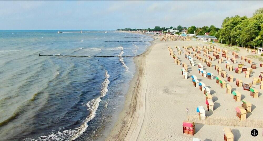 Kapitänshaus 5 Beach