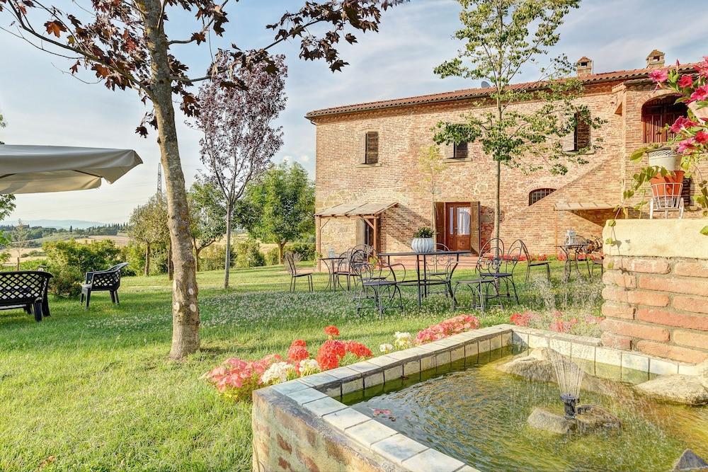 فيلا لي بيلي جورناتي