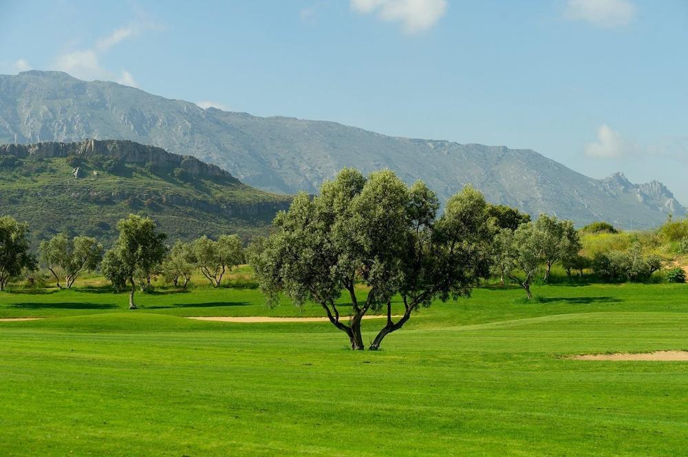 دي دبليو أو كونفينتو دو لا ماجدالينا المنطقة الخارجية
