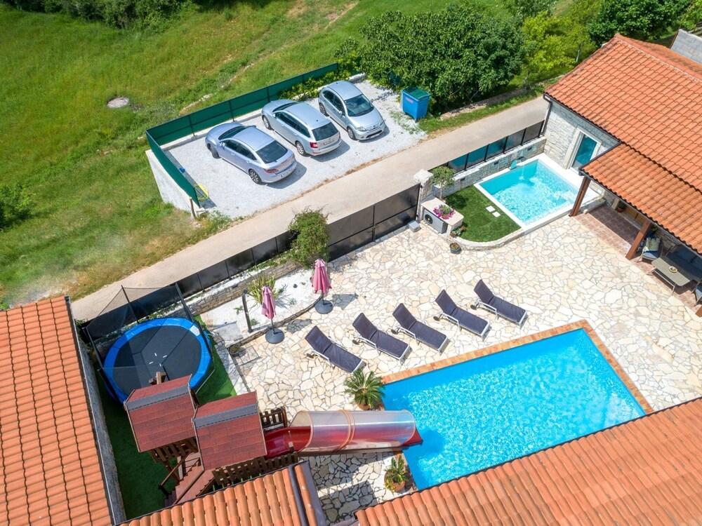 Perfect for Children, Garden With Pool, Playground and Walk in Whirlpool Exterior