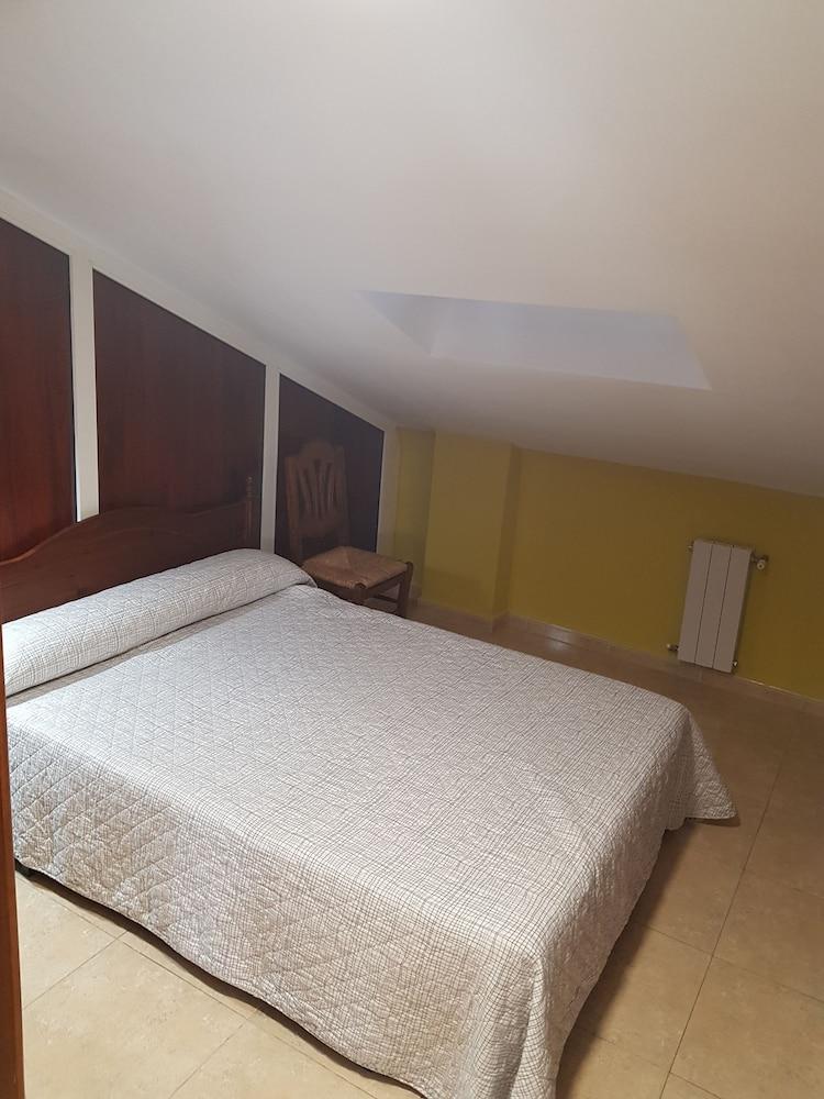 هوتل بوبال غرفة