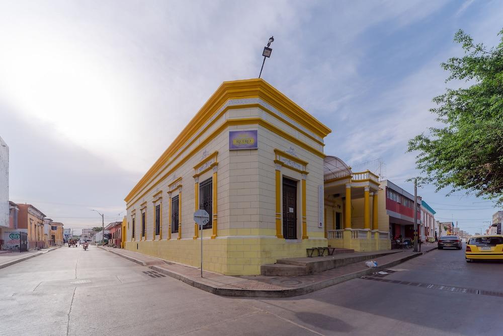 أييندا 1305 ريترو