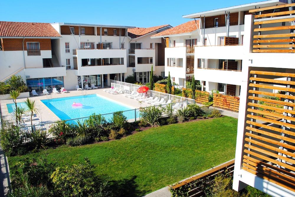 ريزيدنس نيميا ليه تيراسيه دو لوشن