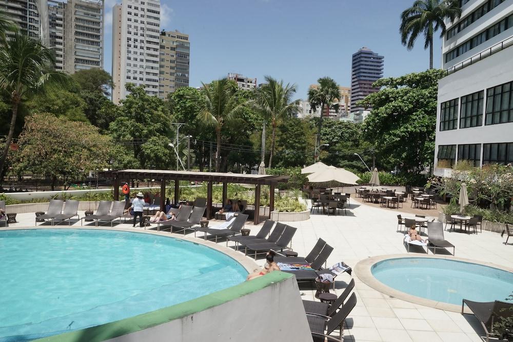 هوتل دا باهيا باي ويش زحليقة مائية