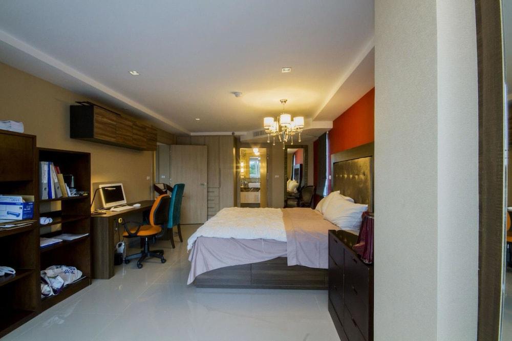 وحد نوفا العائلية بالقرب من ووكينج ستريت غرفة