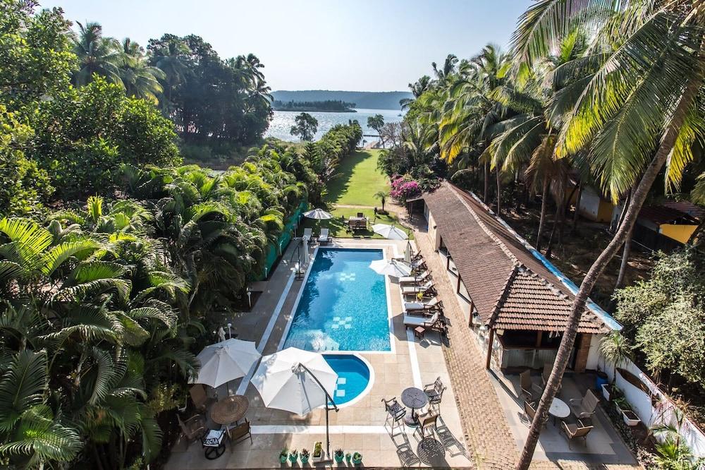 سافيرا ريفير فرونت ريزورت تفاصيل الفندق من الخارج