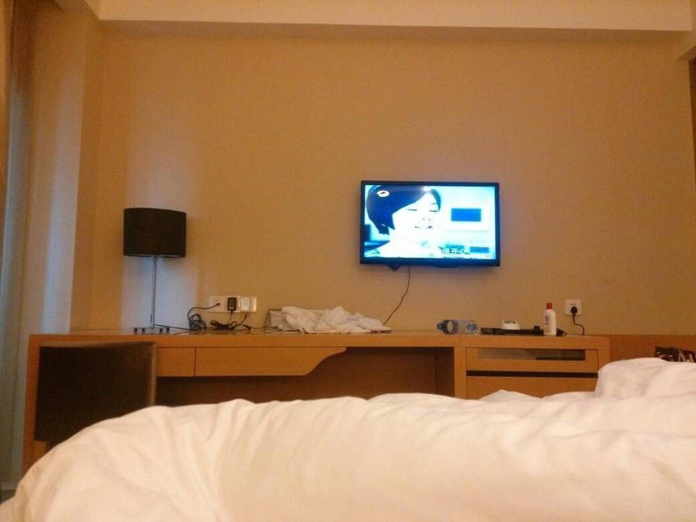 ميتروبولو جينجانج هوتلز إريكي واندا بلازا غرفة