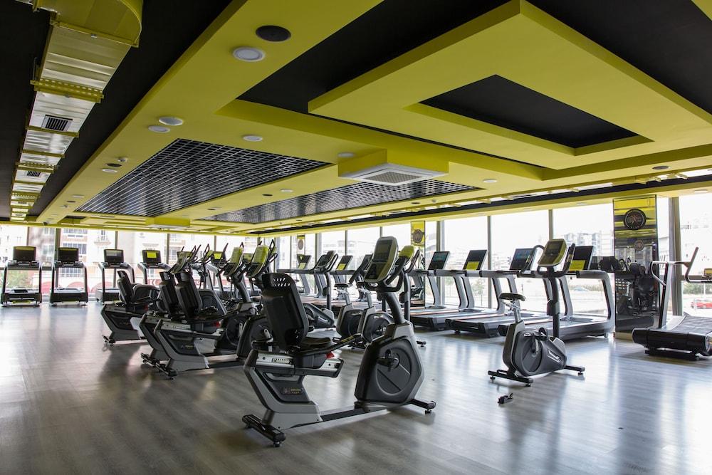 هوتل ل بي فيكس يسبا آند سبورت مرفق اللياقة البدنية