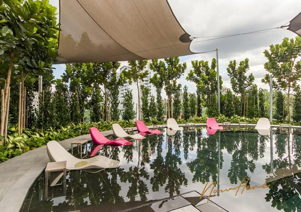 أوبوس بوتيك سويتس باي ناو هير مرفق اللياقة البدنية