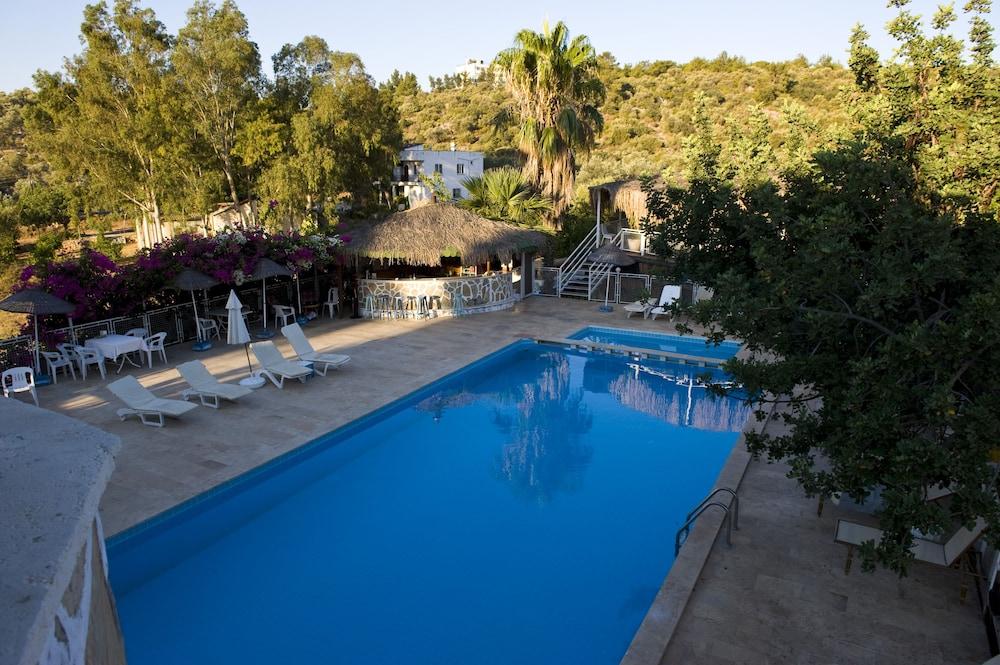 Hotel Pataros