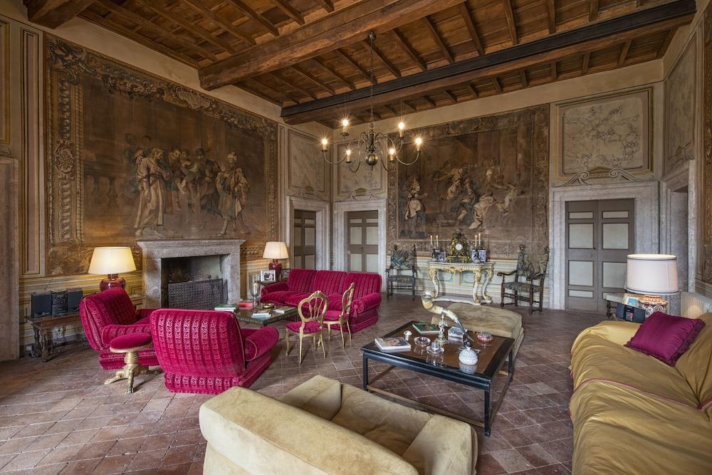 ريزيدنسا برينتشيبي روسبولي منطقة الجلوس في الردهة