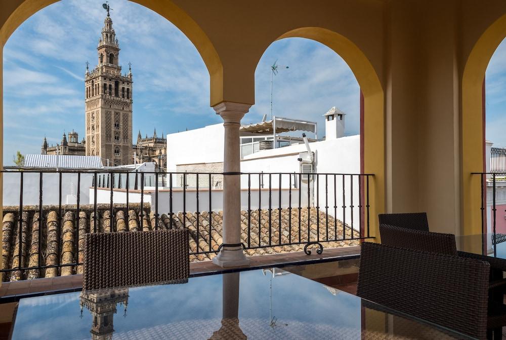 هوتل بوتيك بالاسيو باينلو منظر من الجو