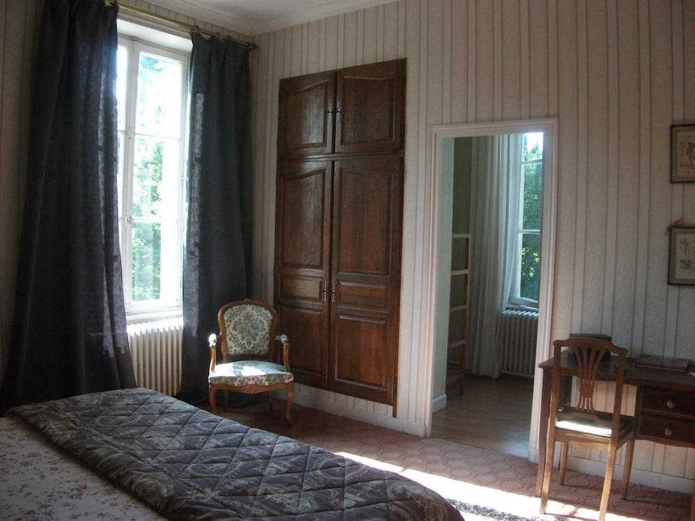 Château de Belle-Vue Room