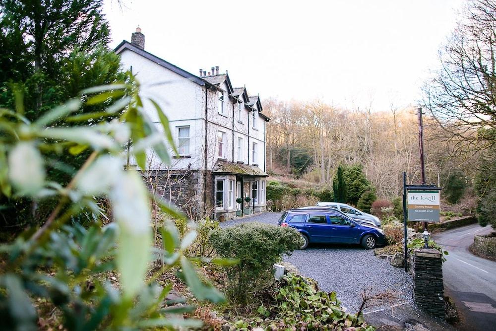 The Knoll Country House Featured Image