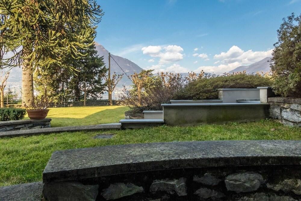 جويفي كومو بول آند ليك المنطقة المحيطة بالمنشأة